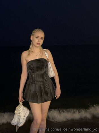 aliceinwonderland_xo Leaked Nude OnlyFans (Photo 152)