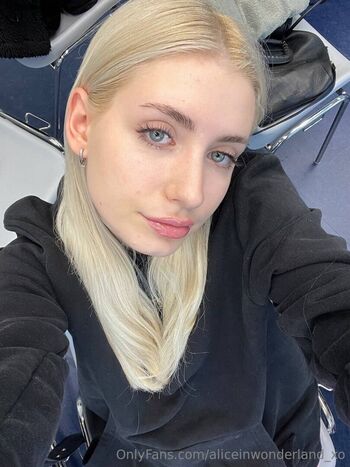 aliceinwonderland_xo Leaked Nude OnlyFans (Photo 154)