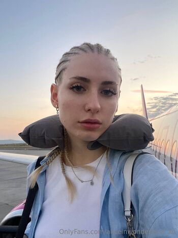 aliceinwonderland_xo Leaked Nude OnlyFans (Photo 159)