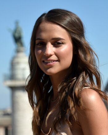 Alicia Vikander Leaked Nude OnlyFans (Photo 117)