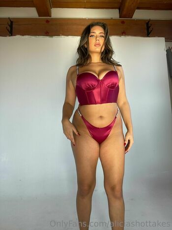 aliciashottakes