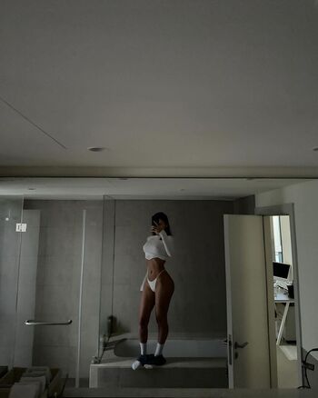 Alina.garage Leaked Nude OnlyFans (Photo 18)
