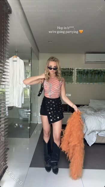 Alina Sophie Holst