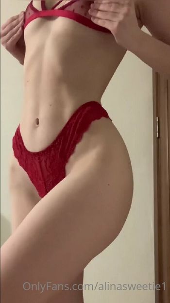 alinasweetie1 Leaked Nude OnlyFans (Photo 12)
