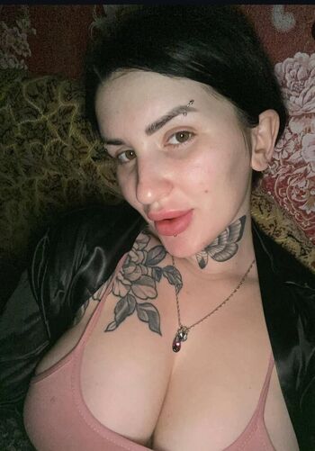 Alisa_Sexret_