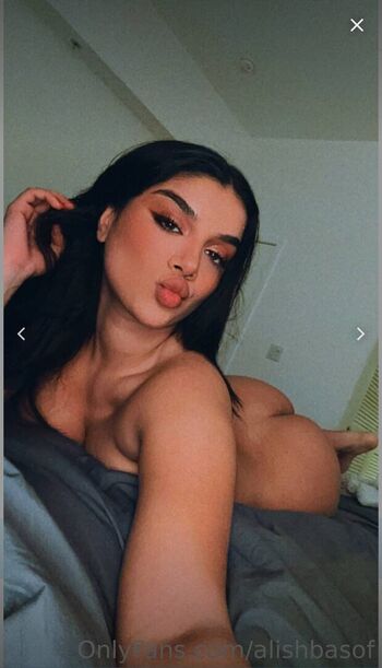 Alishbasheikh Leaked Nude OnlyFans (Photo 58)