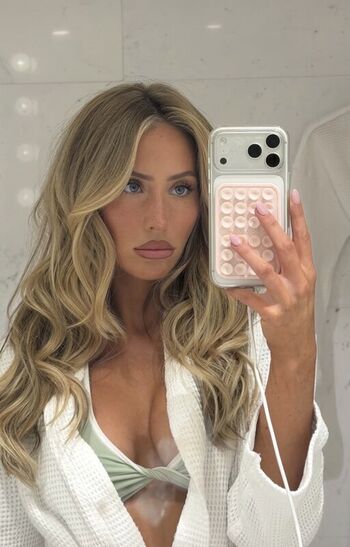 Alix Ashley Leaked Nude OnlyFans (Photo 5)