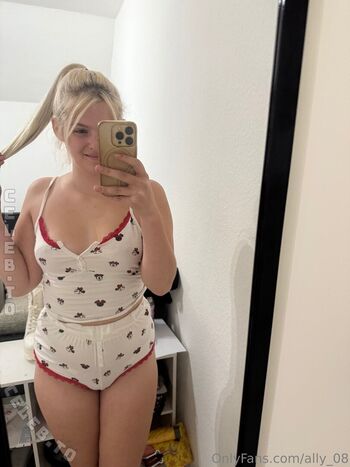 Ally03 Leaked Nude OnlyFans (Photo 8)