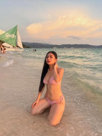Allysa Amogues Leaked Nude OnlyFans (Photo 2)