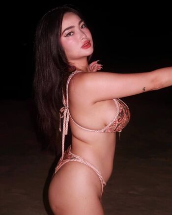 Allysa Bea Leaked Nude OnlyFans (Photo 19)