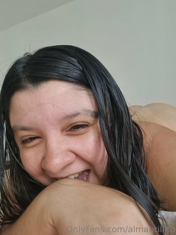 almabrillito Leaked Nude OnlyFans (Photo 36)