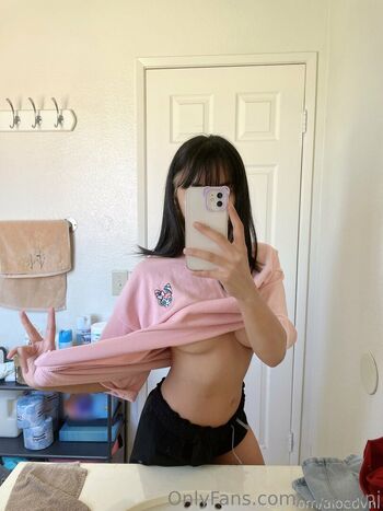 aloedvni Leaked Nude OnlyFans (Photo 15)