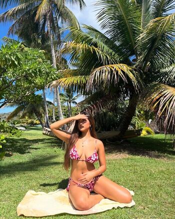 Alohakalamakahi Leaked Nude OnlyFans (Photo 5)