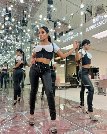 Alus Leaked Nude OnlyFans (Photo 18)