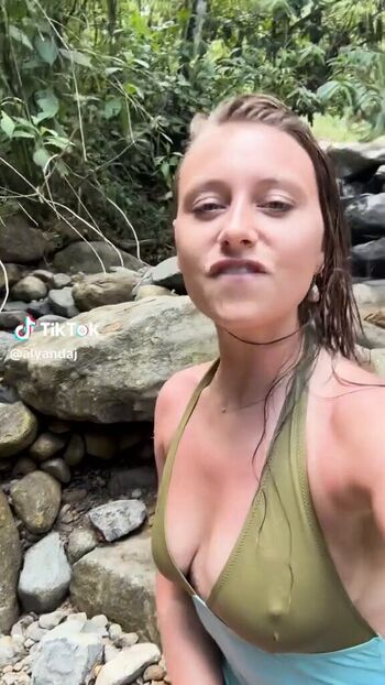 Aly Michalka Leaked Nude OnlyFans (Photo 36)