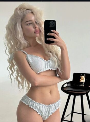 Aly.revolver Leaked Nude OnlyFans (Photo 12)