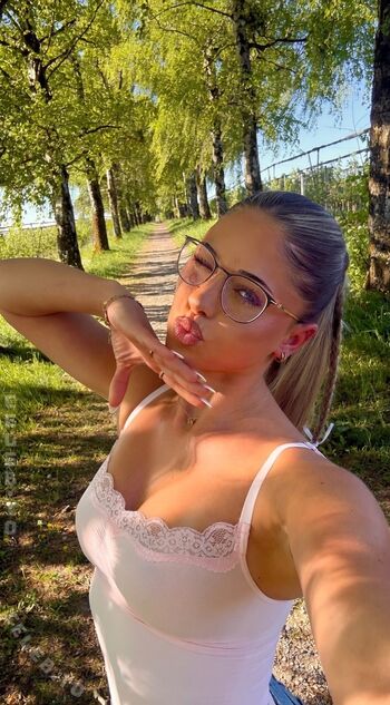 Alysa Ruppert Leaked Nude OnlyFans (Photo 22)