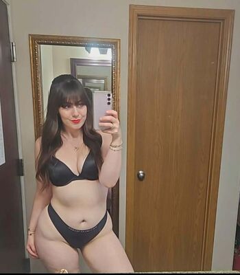 Alyssa Magrone Leaked Nude OnlyFans (Photo 1)