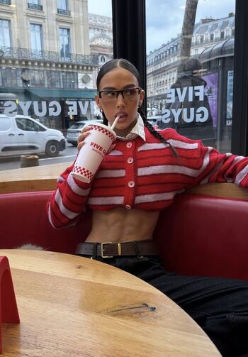 Amandine Valles Leaked Nude OnlyFans (Photo 8)