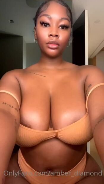 Amber Diamond Leaked Nude OnlyFans (Photo 41)
