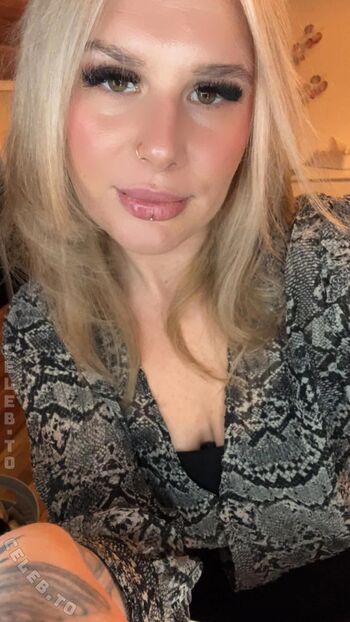 Amber_Glaze Leaked Nude OnlyFans (Photo 3)