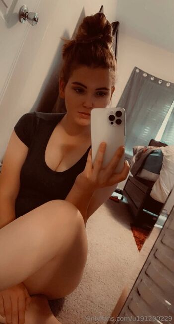 Amber Love Leaked Nude OnlyFans (Photo 38)