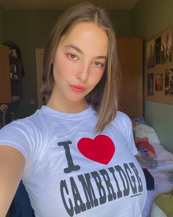 Amelie Manzoli