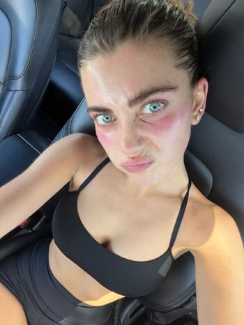 Amelie Zilber Leaked Nude OnlyFans (Photo 17)