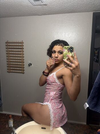 Amikko Rose Leaked Nude OnlyFans (Photo 4)