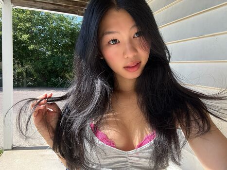 Amina Li Leaked Nude OnlyFans (Photo 39)