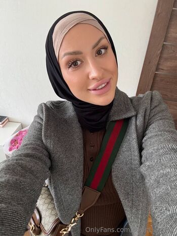 Amira_amour