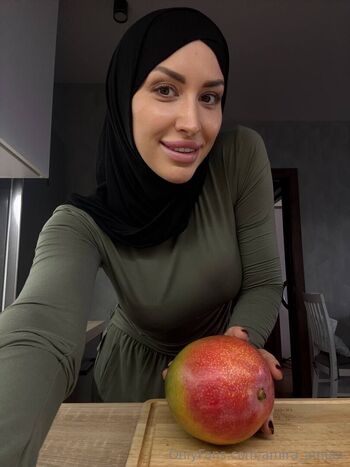 Amira_amour