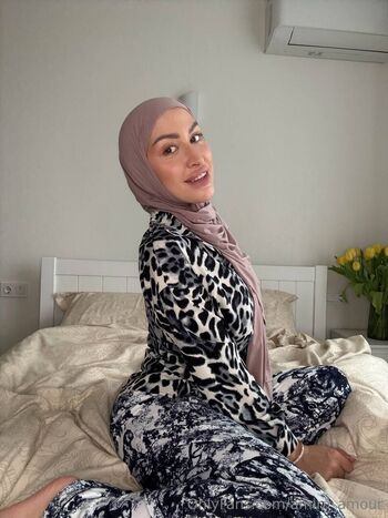 Amira_amour
