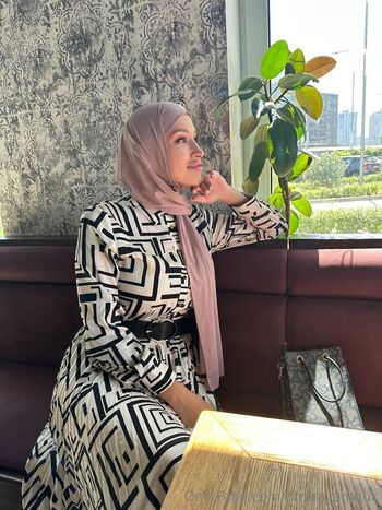 Amira_amour