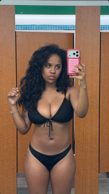 Ammiroseeee Leaked Nude OnlyFans (Photo 2)