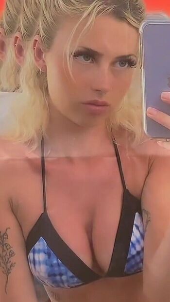 Amy Mason Leaked Nude OnlyFans (Photo 58)