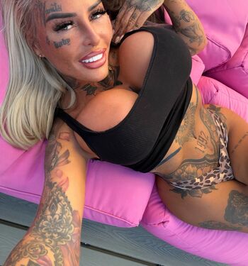 amyjaynexx30 Leaked Nude OnlyFans (Photo 2)
