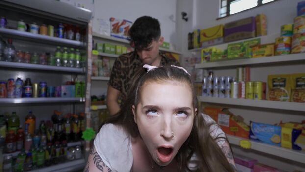 Amyyy-oxxo