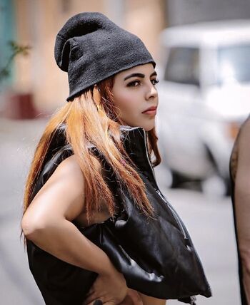 Ana Cisneros Simg