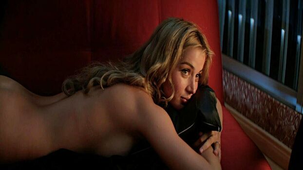 Anade Armas Leaked Nude OnlyFans (Photo 27)