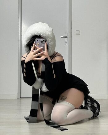 andasrose Leaked Nude OnlyFans (Photo 34)