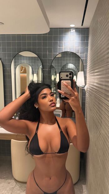 Andreina Santos Leaked Nude OnlyFans (Photo 6)