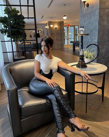 Aneeqa Farid Leaked Nude OnlyFans (Photo 135)