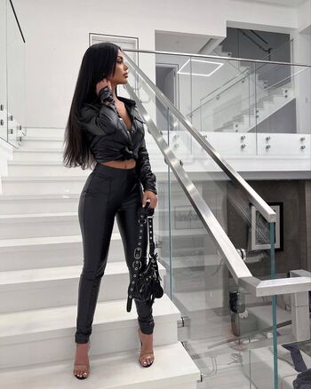 Aneeqa Farid Leaked Nude OnlyFans (Photo 142)