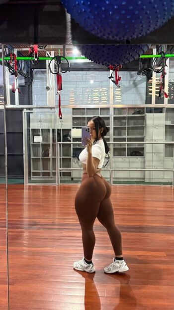 Angeaguilera27