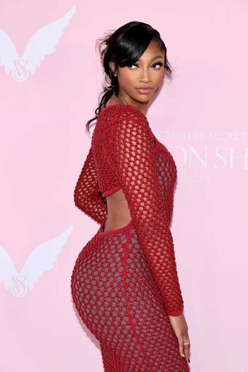 Angel Reese S Leaked Nude OnlyFans (Photo 27)