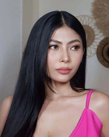Angela Camille Acuña