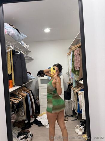 Angelaalvarez Leaked Nude OnlyFans (Photo 19)