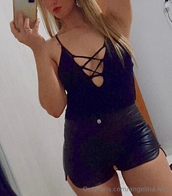 angelinaroig Leaked Nude OnlyFans (Photo 5)