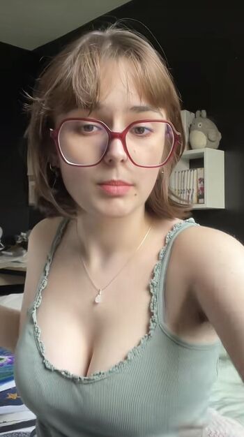 Angelitetz Leaked Nude OnlyFans (Photo 18)